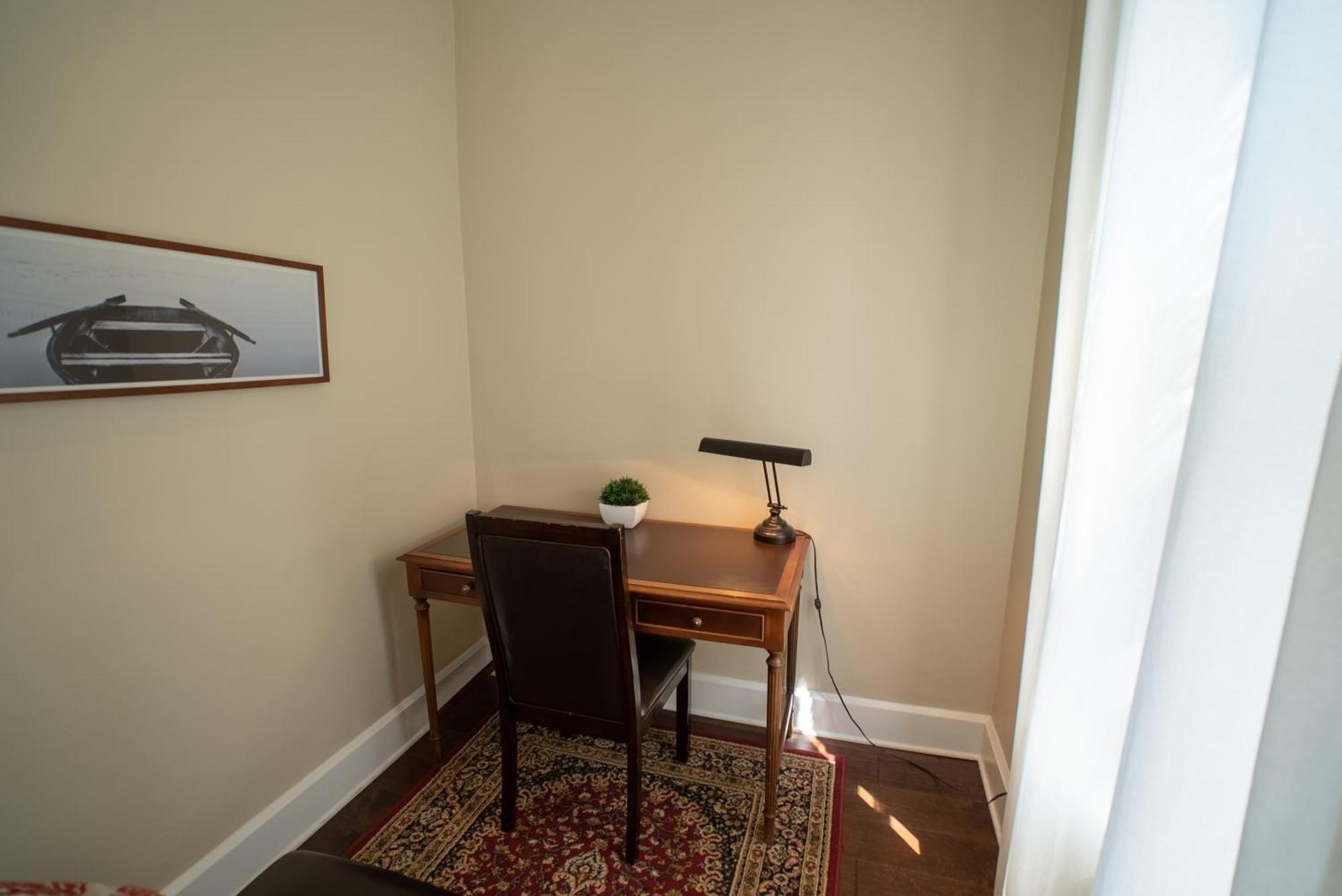 Roscoe Village Guesthouse Чикаго Номер фото