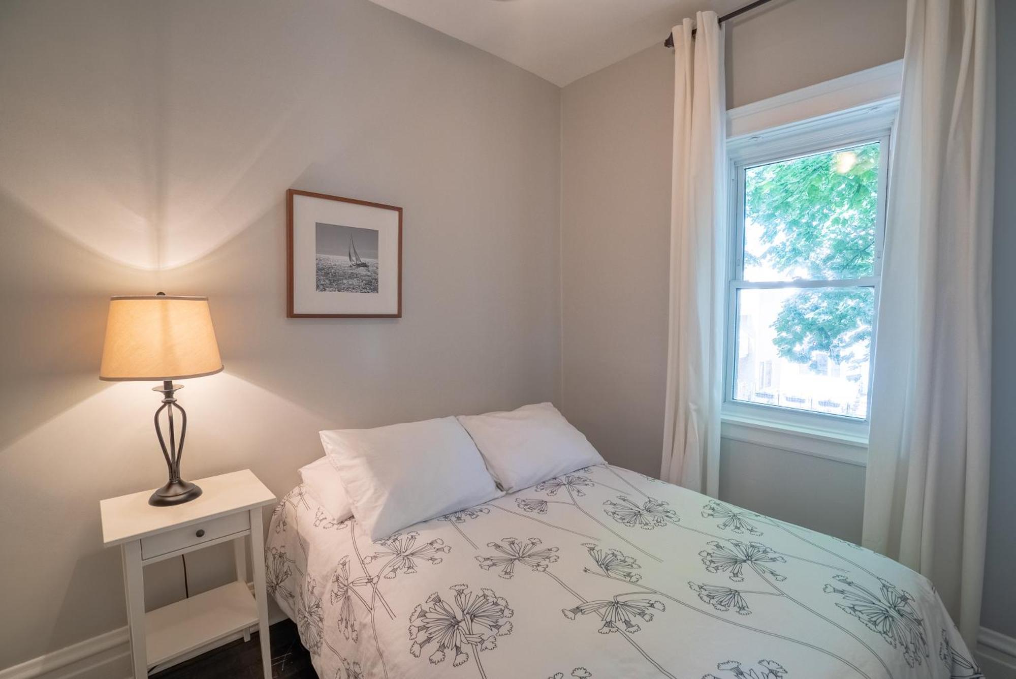 Roscoe Village Guesthouse Чикаго Номер фото