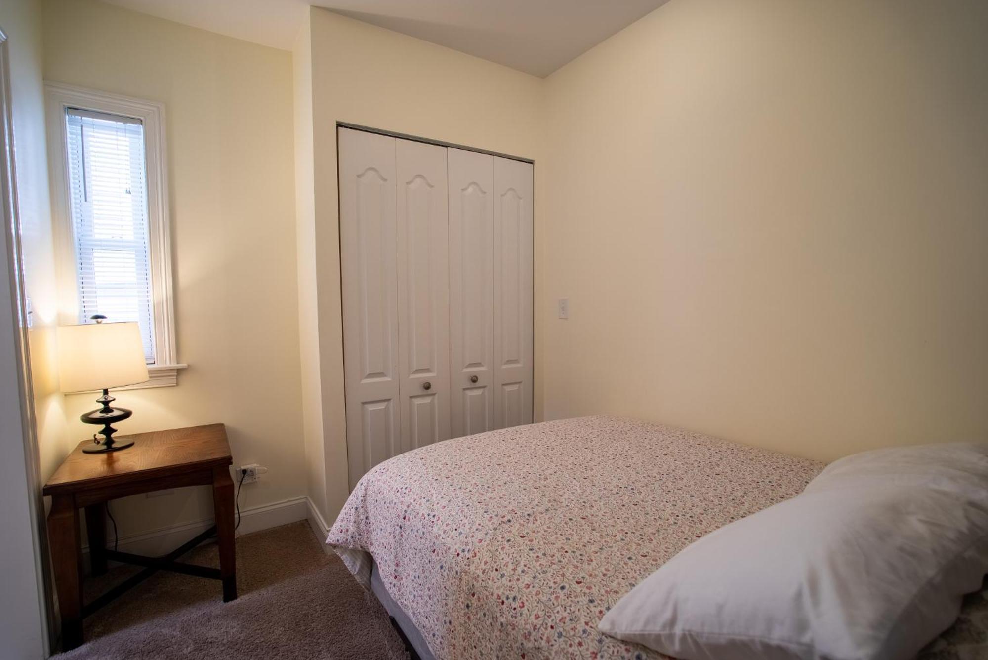 Roscoe Village Guesthouse Чикаго Номер фото